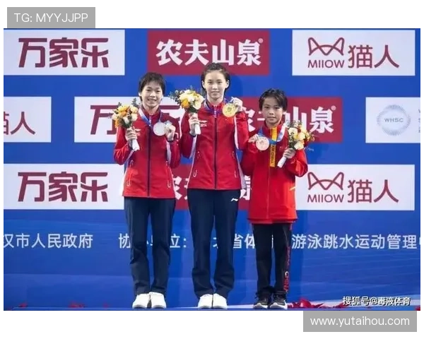 国内体坛劲爆对决掀起冬季赛事新高潮焦点人物强势崛起引发热议热潮