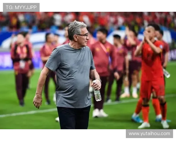 国足世预赛关键战告捷新帅战术调整引发球迷热议年轻球员崛起备受