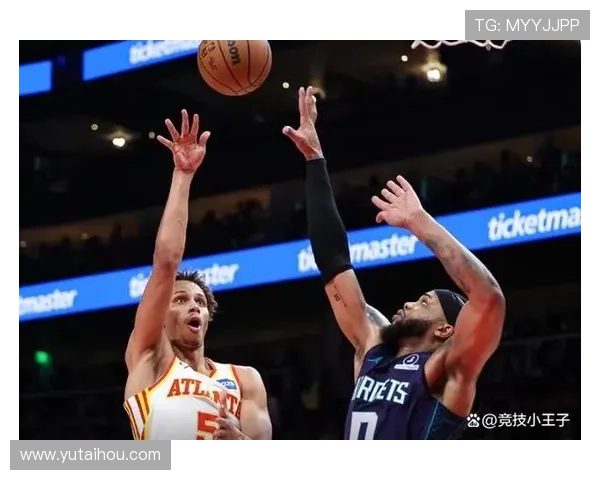 焦点之战引爆全场NBA超级巨星再度上演巅峰对决掀起热烈讨论声