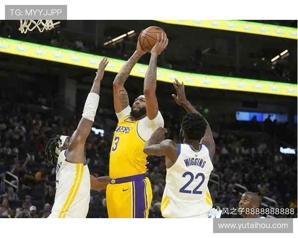 湖人队新赛季阵容曝光 詹姆斯与浓眉领衔冲击总冠军目标