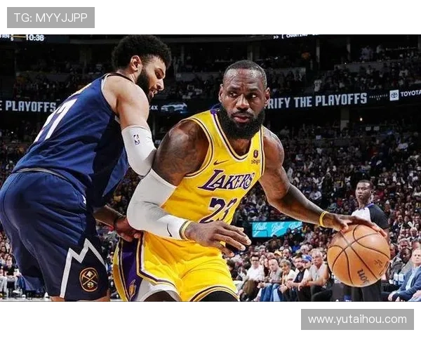 詹姆斯带领湖人战胜勇士迎来三连胜 追平历史得分榜第二位