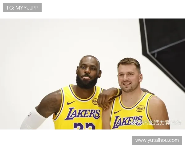 詹姆斯领衔湖人新赛季阵容全面升级 目标直指总冠军荣耀